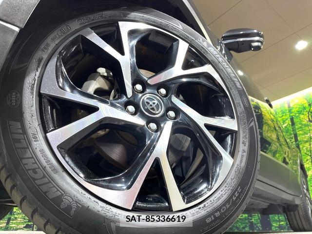 Toyota C-HR 2019-03 8551909-13