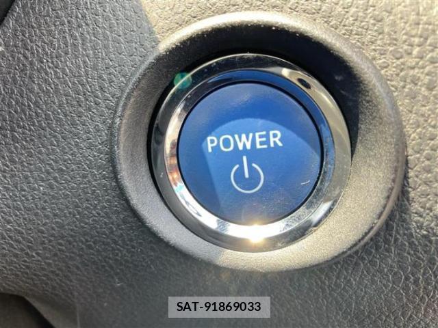 Toyota C-HR 2019-11 8552301-12