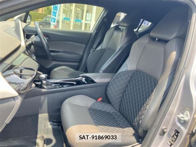 Toyota C-HR 2019-11 8552301-5