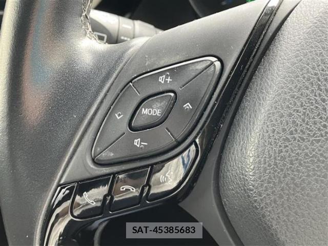 Toyota C-HR 2018-03 8552582-14