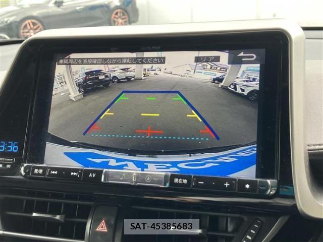 Toyota C-HR 2018-03 8552582-9