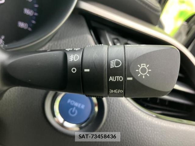 Toyota C-HR 2020-11 8552651-14