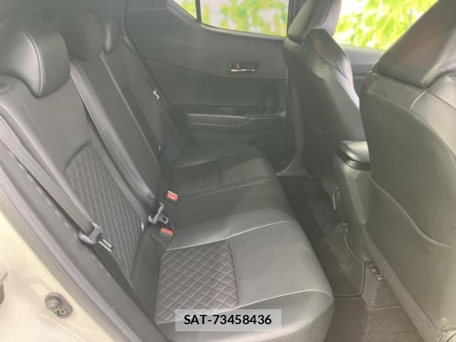 Toyota C-HR 2020-11 8552651-4