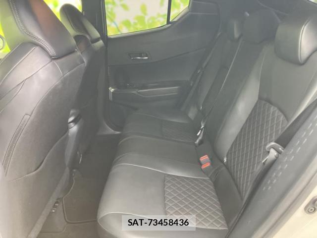 Toyota C-HR 2020-11 8552651-6