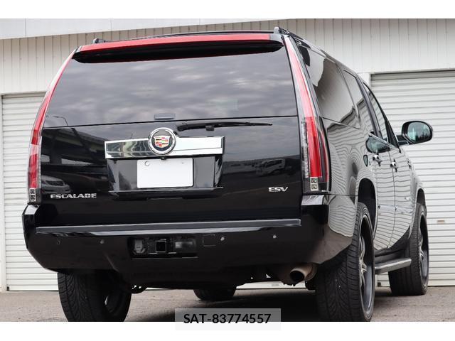Cadillac ESCALADE 2011-06 8549266-15