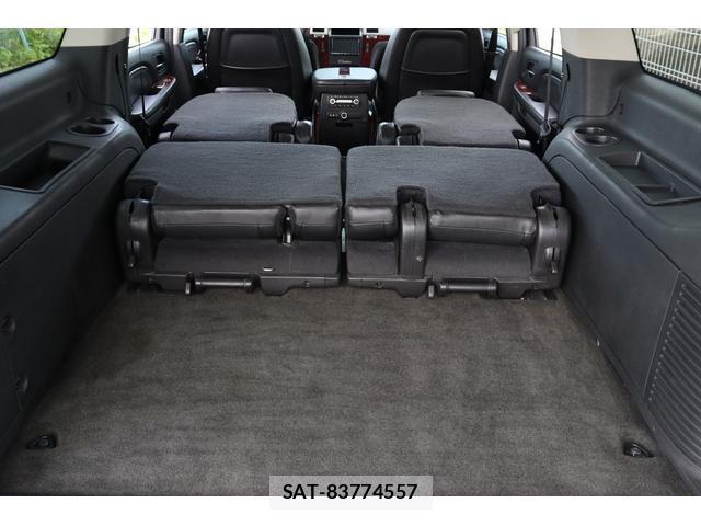 Cadillac ESCALADE 2011-06 8549266-6