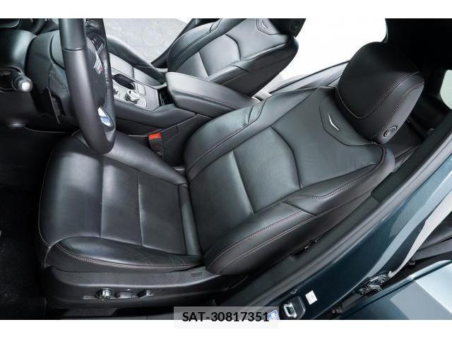 Cadillac XT4 2021-09 8550542-11