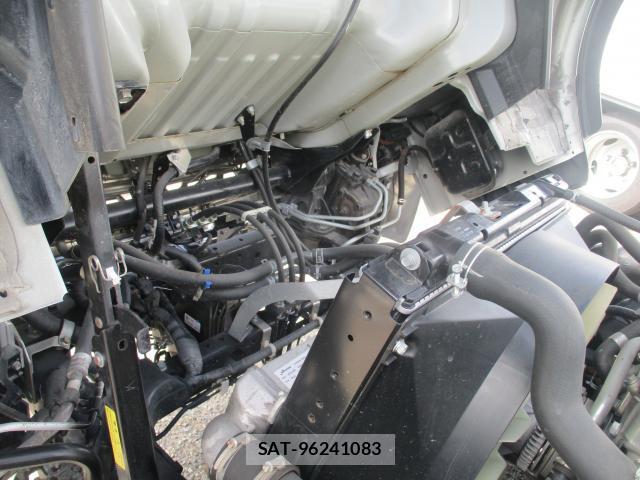MITSUBISHI FUSO CANTER 2023-02 8545548-6