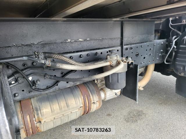 MITSUBISHI FUSO CANTER 2006-05 8546676-12