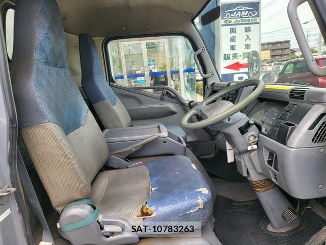 MITSUBISHI FUSO CANTER 2006-05 8546676-2