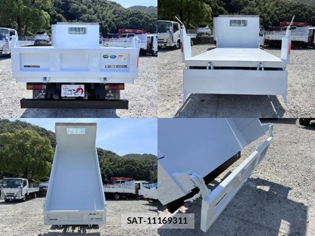 MITSUBISHI FUSO CANTER 2021-04 8546898-4