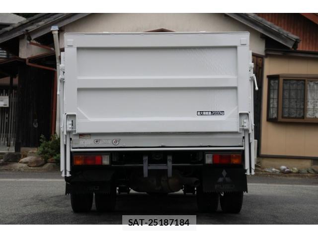 MITSUBISHI FUSO CANTER 2012-10 8548743-7