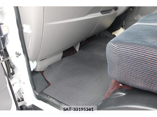 MITSUBISHI FUSO CANTER 2020-12 8548748-19