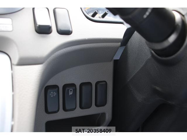 MITSUBISHI FUSO CANTER 2017-03 8548749-18