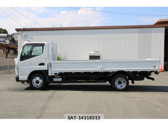 MITSUBISHI FUSO CANTER 2018-10 8548750-3