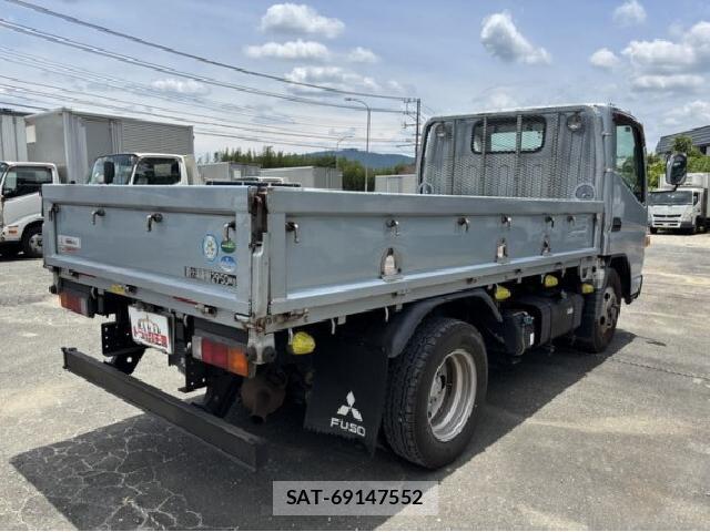 MITSUBISHI FUSO CANTER 2015 8549746-1