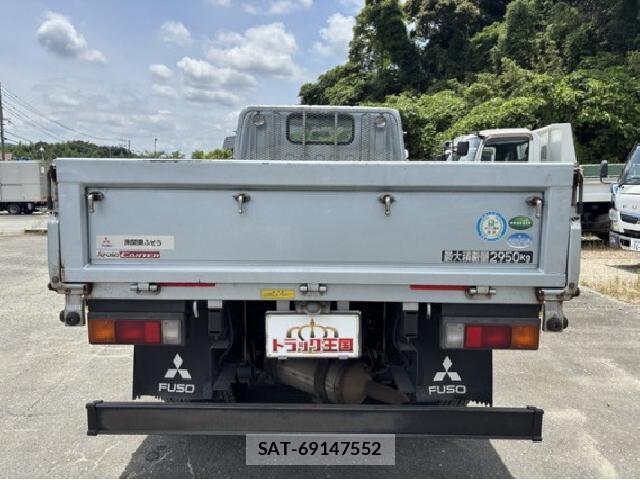 MITSUBISHI FUSO CANTER 2015 8549746-4