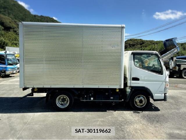MITSUBISHI FUSO CANTER 2019 8549748-13