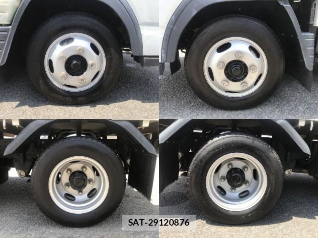 MITSUBISHI FUSO CANTER 2017-03 8551658-17
