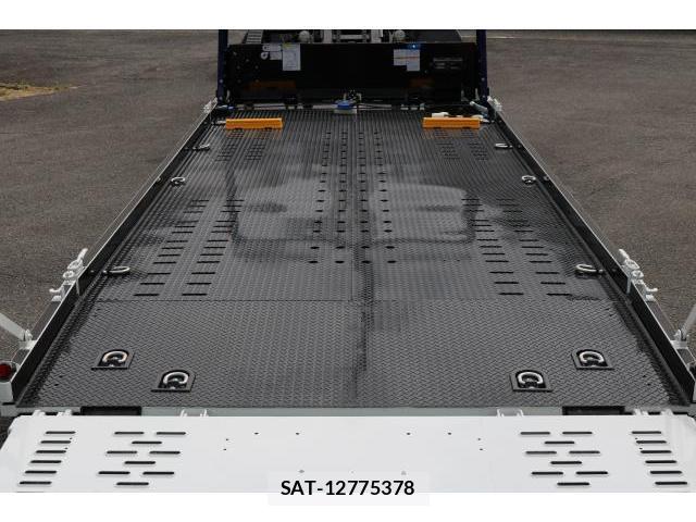 MITSUBISHI FUSO CANTER 2026-05 8551812-12
