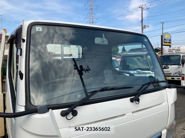 MITSUBISHI FUSO CANTER 2018-04 8551957-10