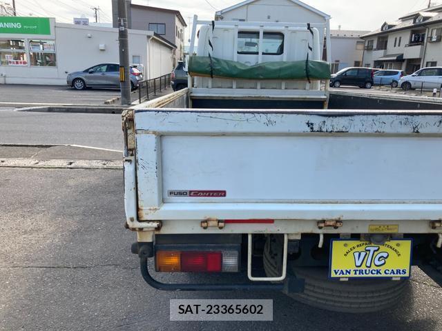 MITSUBISHI FUSO CANTER 2018-04 8551957-16