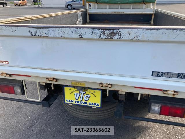 MITSUBISHI FUSO CANTER 2018-04 8551957-17