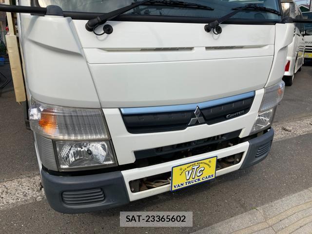 MITSUBISHI FUSO CANTER 2018-04 8551957-3