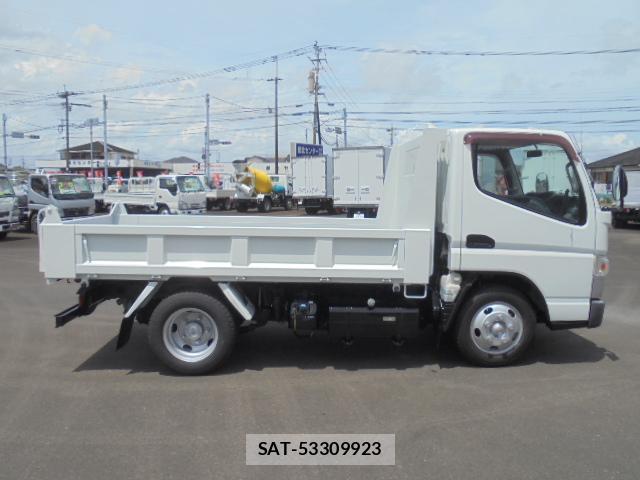 MITSUBISHI FUSO CANTER 2015-11 8552014-7