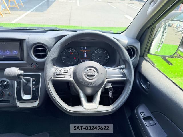 Nissan Caravan 2022-07 8548961-11