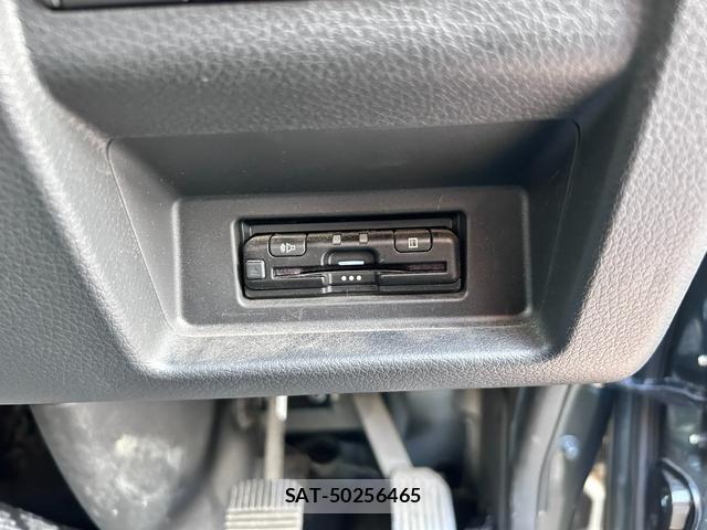Nissan Caravan 2024-09 8550979-17