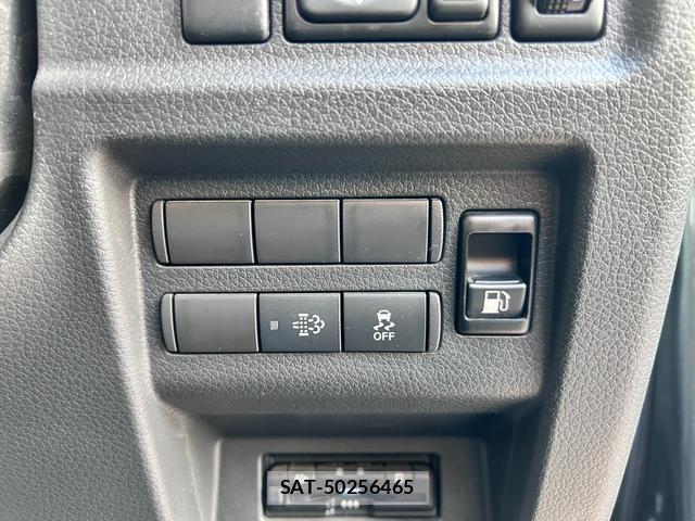 Nissan Caravan 2024-09 8550979-18