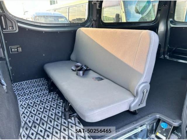 Nissan Caravan 2024-09 8550979-6