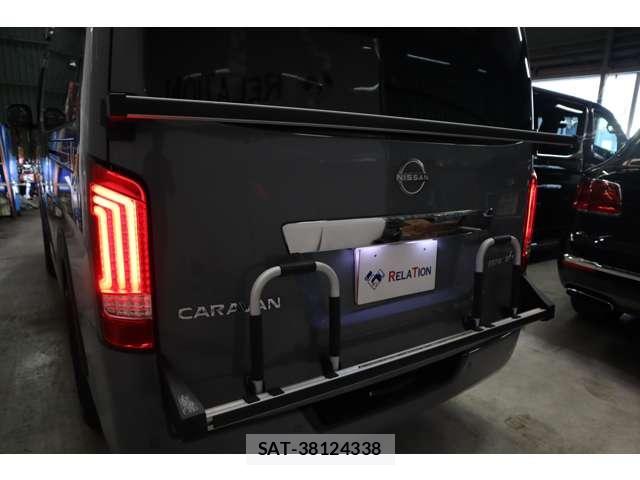 Nissan Caravan 2025-03 8551542-17