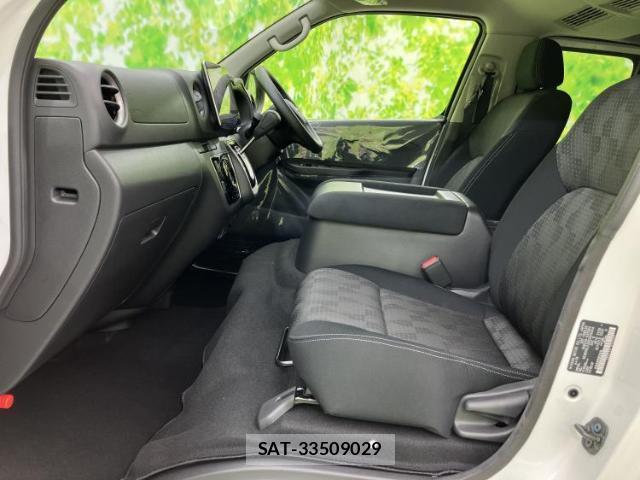 Nissan Caravan 2026-01 8552464-5