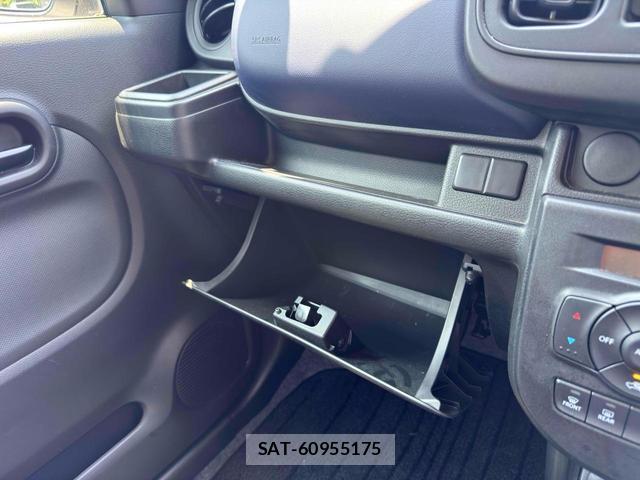 Mazda CAROL 2022-03 8551538-7