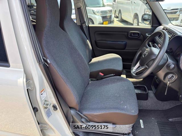 Mazda CAROL 2022-03 8551538-9