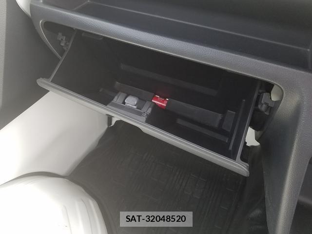 Suzuki CARRY TRUCK 2019-01 8550470-16