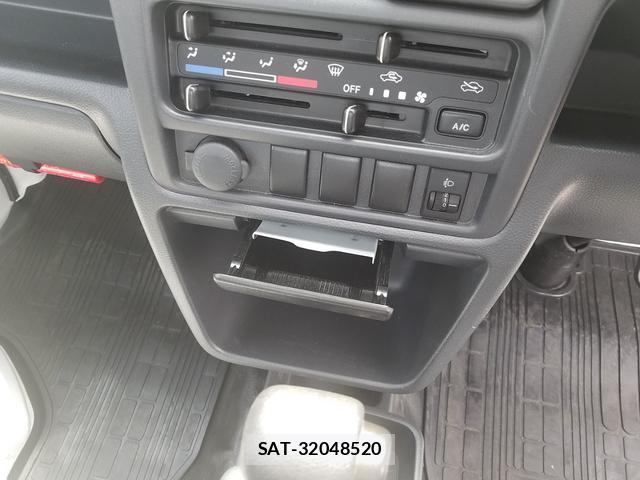 Suzuki CARRY TRUCK 2019-01 8550470-17
