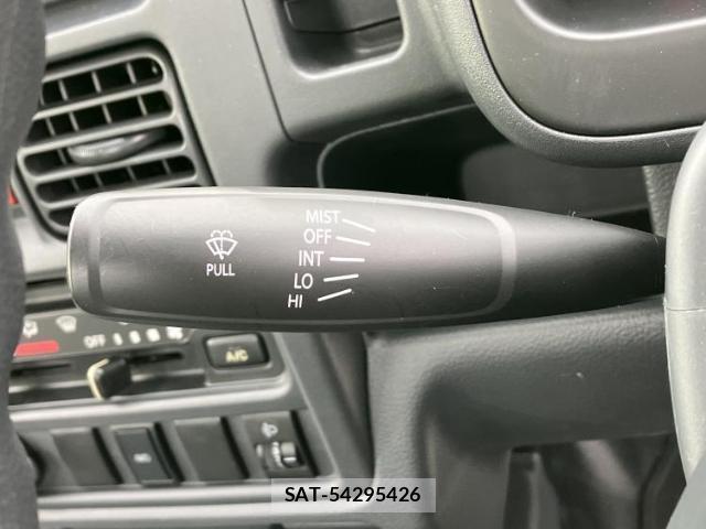 Suzuki CARRY TRUCK 2018-06 8552273-12