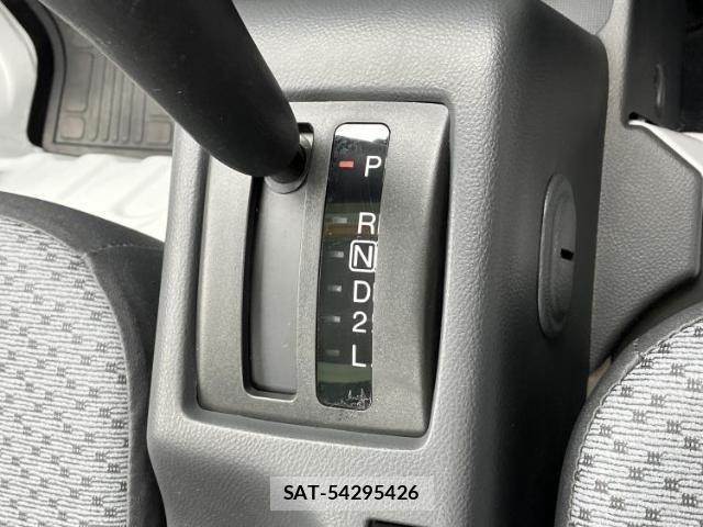 Suzuki CARRY TRUCK 2018-06 8552273-13