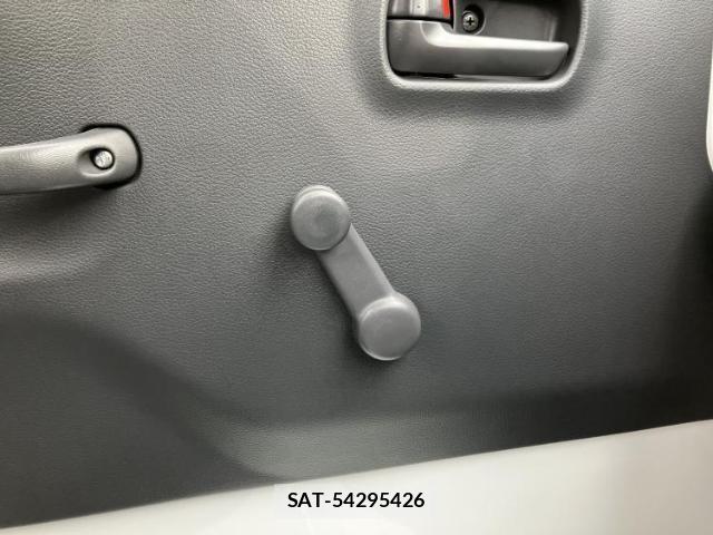 Suzuki CARRY TRUCK 2018-06 8552273-17