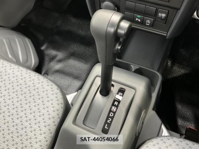 Suzuki CARRY TRUCK 2026-05 8552520-13