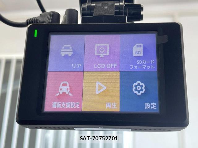 Daihatsu CAST 2015-11 8546983-4