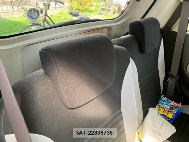 Daihatsu CAST 2016-02 8547438-16