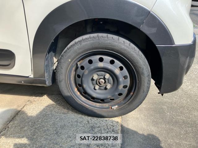 Daihatsu CAST 2016-02 8547438-6