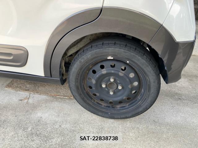 Daihatsu CAST 2016-02 8547438-9