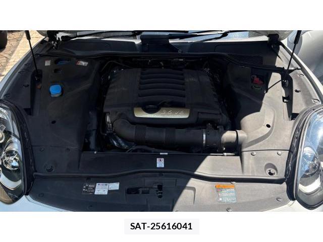 Porsche CAYENNE 2015 8548797-10