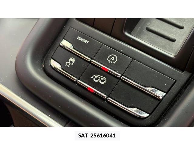 Porsche CAYENNE 2015 8548797-16