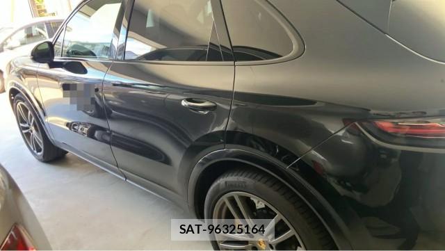 Porsche CAYENNE 2019-04 8550276-10
